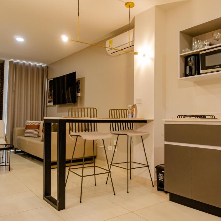 Cerritos Premium Tower & Mall - Deluxe Triple Room - 19