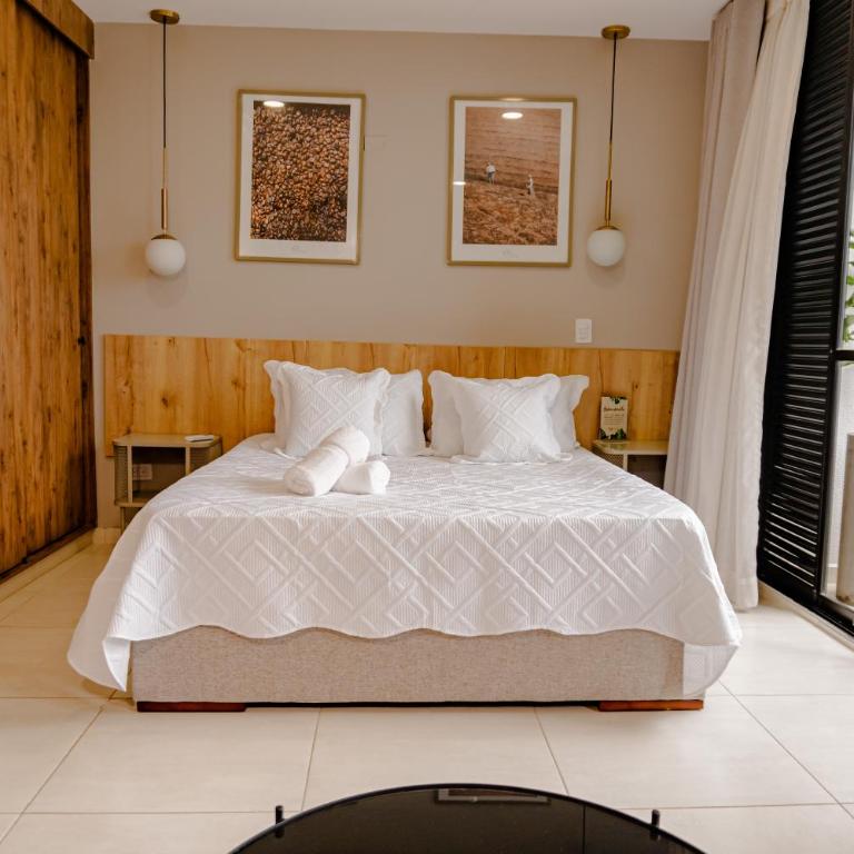 Cerritos Premium Tower & Mall - Deluxe Triple Room - 1