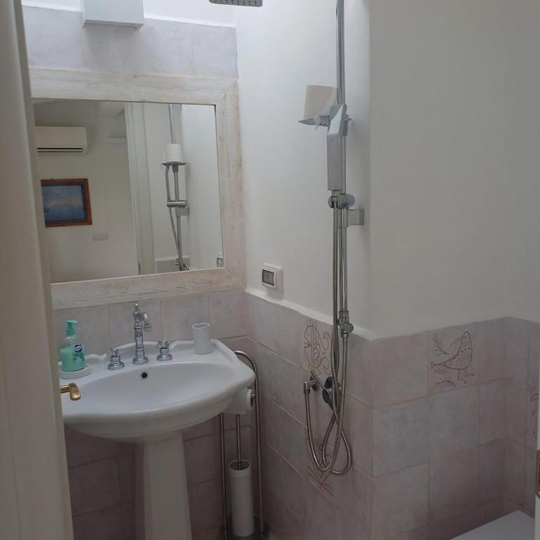 Terrace with Port View - Appartamento con 2 Camere da Letto - 13