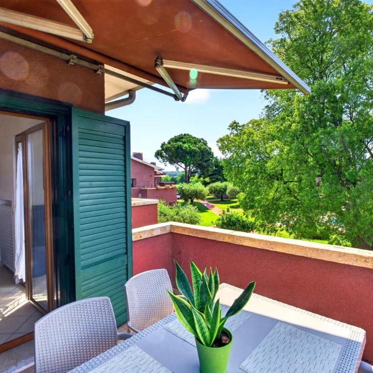 APARTMENTS BLUE VIEW - Residence Casetto Bardolino - Regarda Travel - Appartamento con Vista Lago - 26