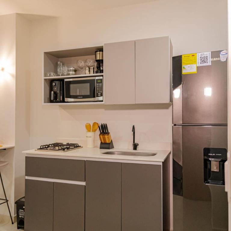 Cerritos Premium Tower & Mall - Deluxe Triple Room - 21