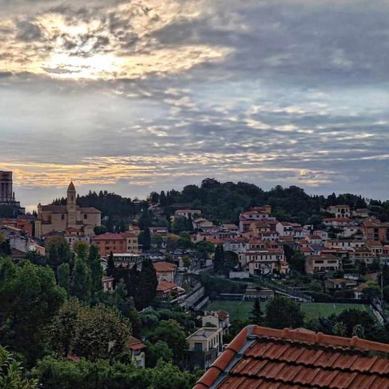 Amy villa 10 min from Eze Monaco Italy - Maison 1 Chambre - 22