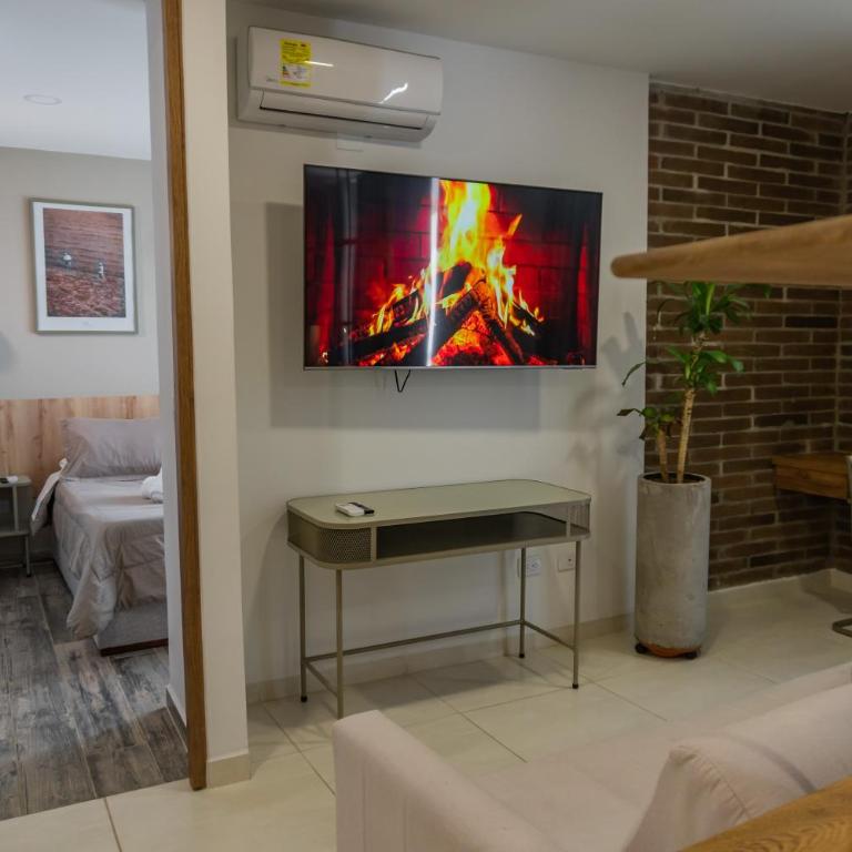 Cerritos Premium Tower & Mall - Deluxe Quadruple Room - 13