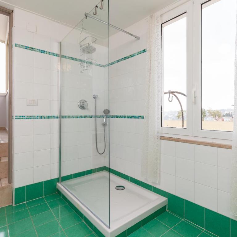Bright Rooftop by Napoliapartments - Apartment with Sea View - 3