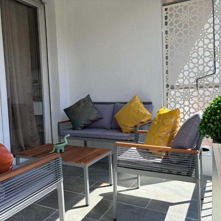 Bandol-appart lumineux-rénové-proche gare et port - Two-Bedroom Apartment - 6