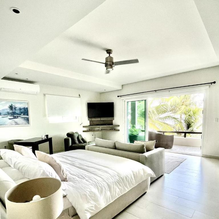 Casa Brisa y Mar - Two-Bedroom House - 12
