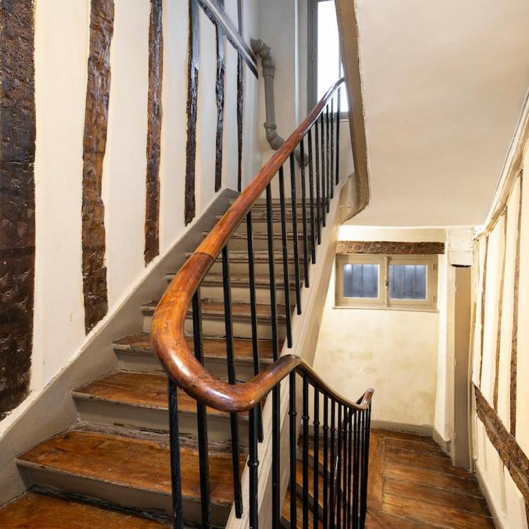 Logement pour 2 personnes aux portes du Marais - Standard Apartment - 7