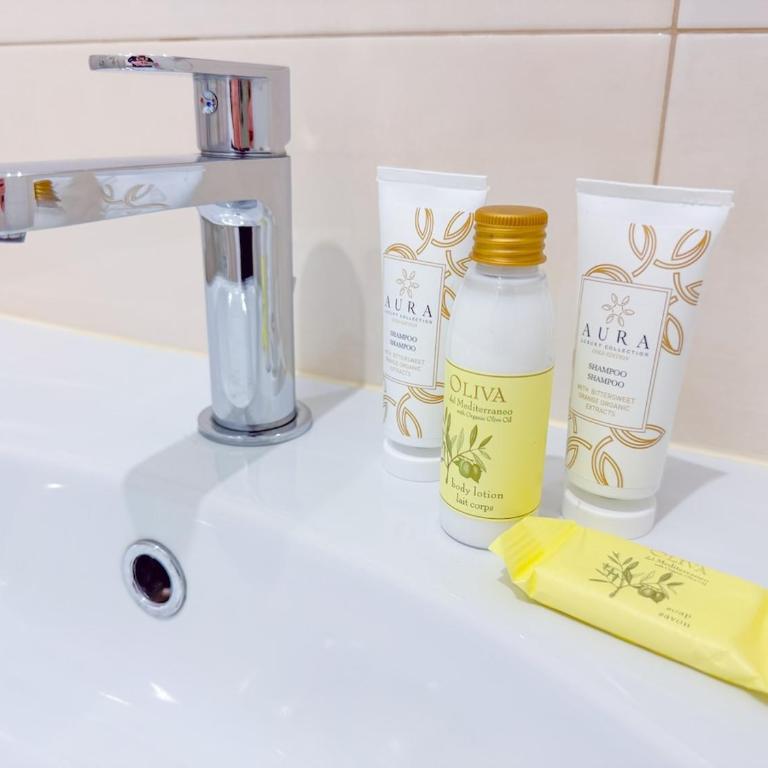VELARIS - 2 Balconi & Relax a 10 Min dal Mare - Appartamento con 2 Camere da Letto - 22