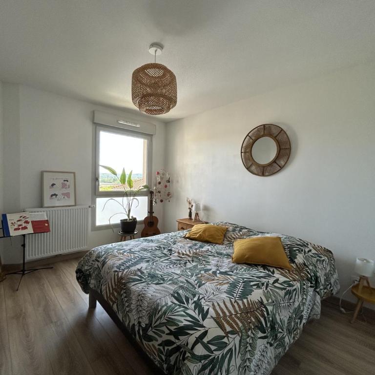 Nid douillet - Terrasse Séjour au vert - Proche de Lyon - Appartement 1 Chambre - 10