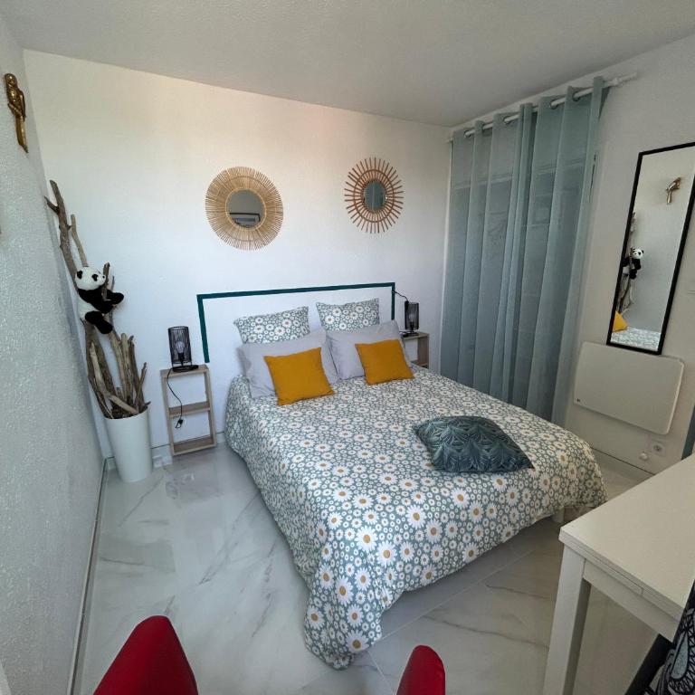 Appartement climatisé sur la plage entre Mer et Canigou Terrasse - Parking - One-Bedroom Apartment - 16