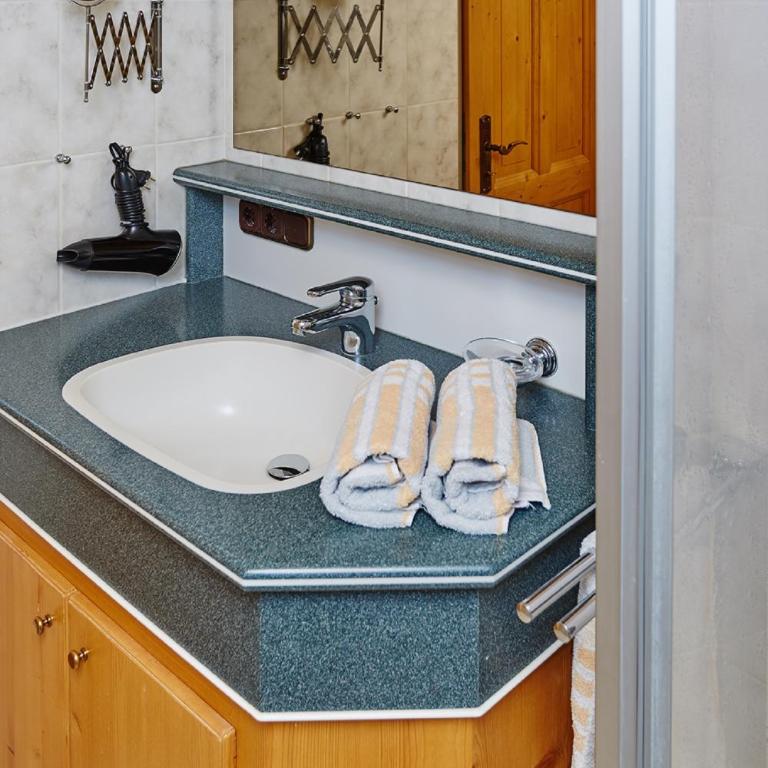 Alpenflair Ferienwohnungen Whg 202 - Apartment mit 1 Schlafzimmer - 16