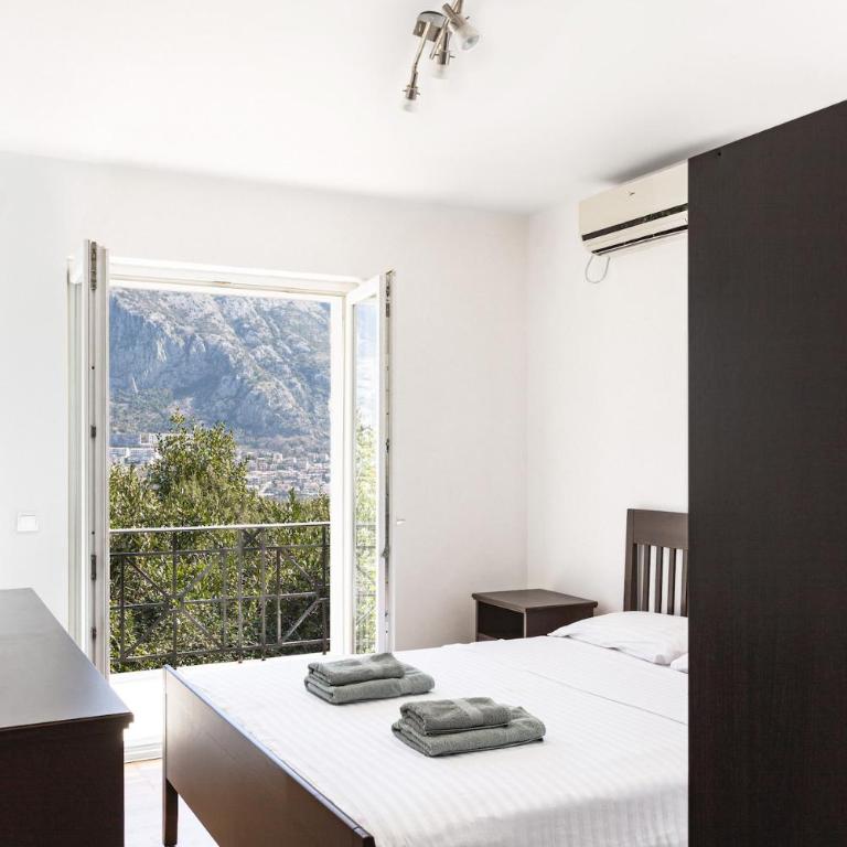 Newly refurbished 2 bd with sea views - Apartman sa 2 Spavaće Sobe - 13