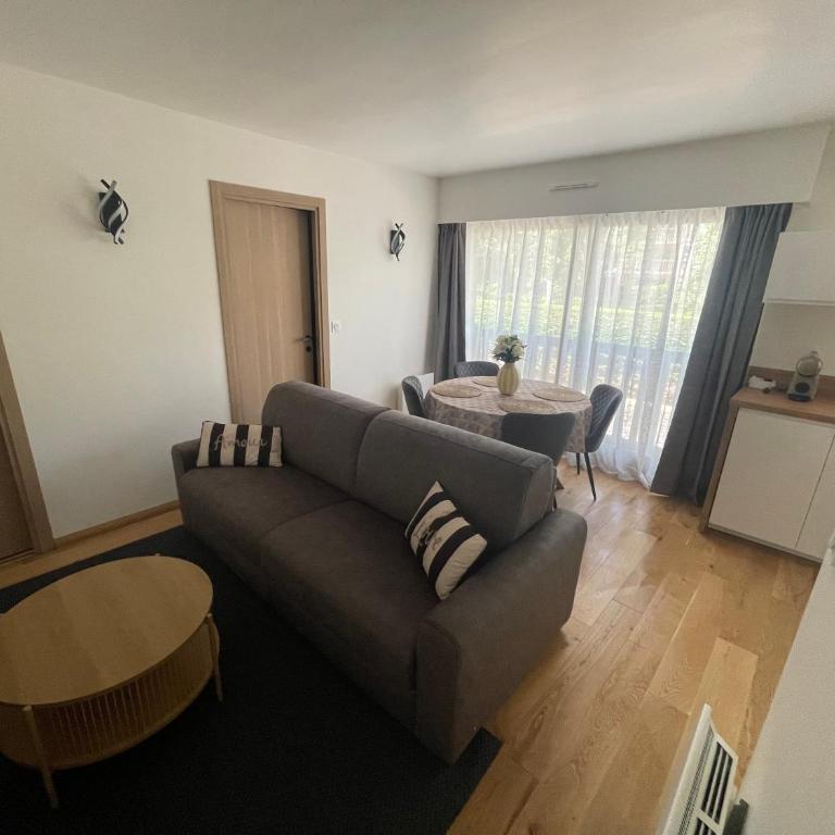 Appartement cosy à 300 mètres de la plage - Apartamento de 1 dormitorio - 1