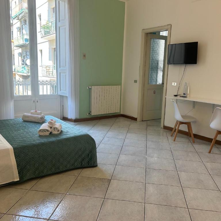 La Dolce Vita Catania - Family Room with Private Bathroom - 9