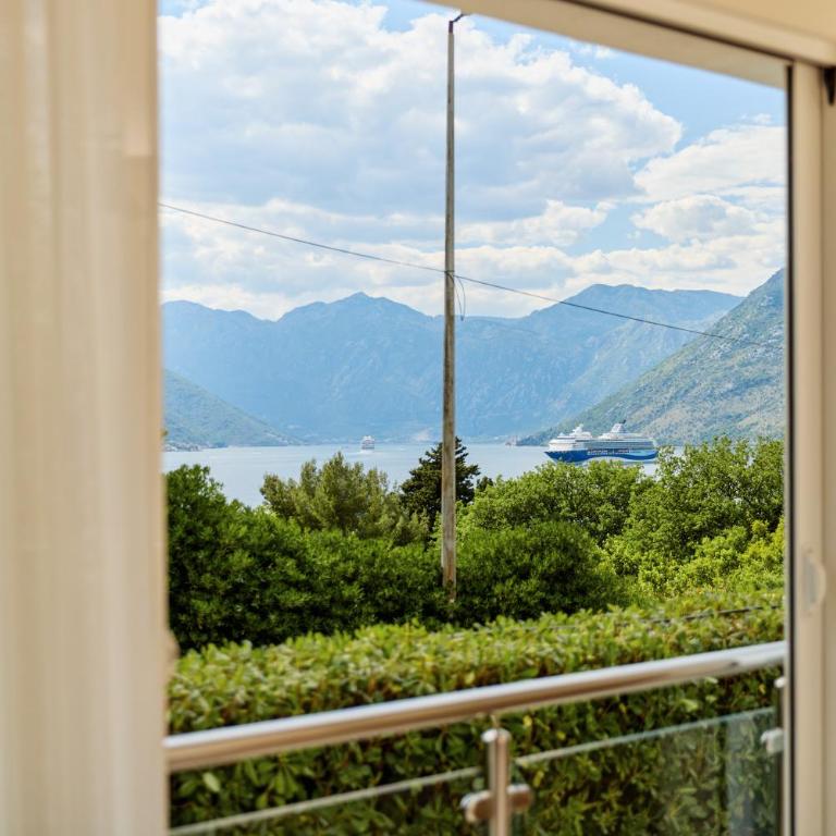 Symphony of the Kotor Bay Sea - Apartment mit 2 Schlafzimmern und Meerblick - 10