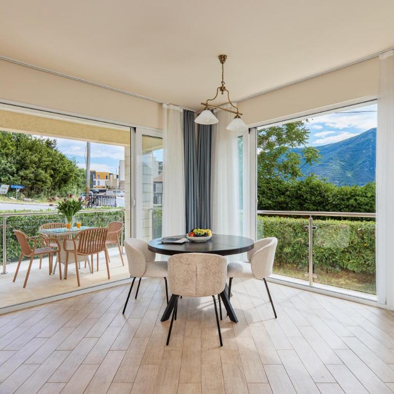 Symphony of the Kotor Bay Sea - Apartment mit 2 Schlafzimmern und Meerblick - 7