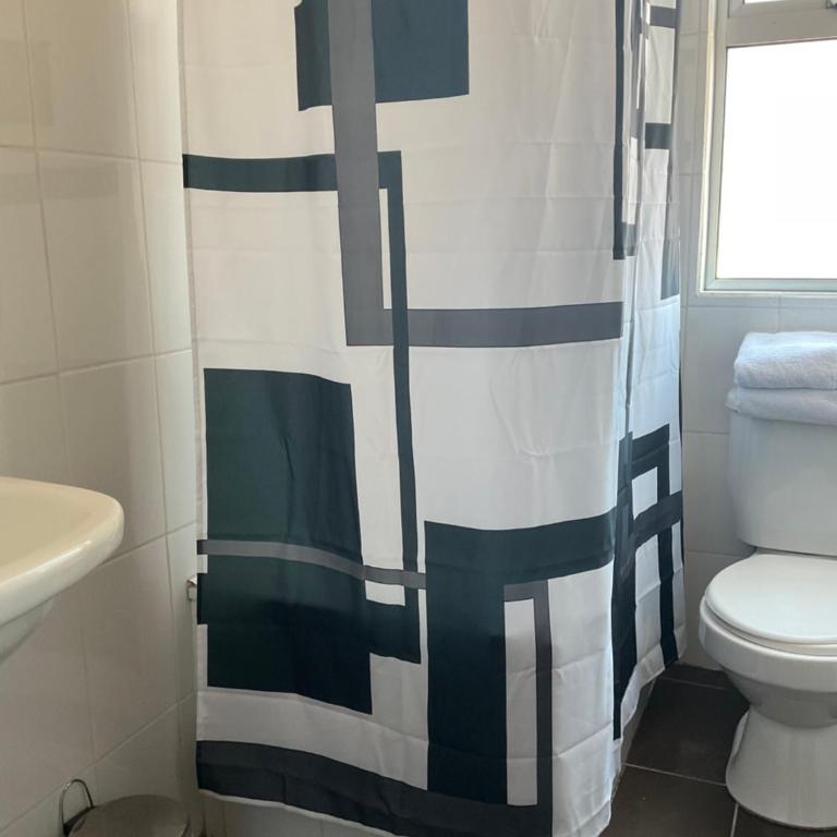 Hostal Recreo - Habitación Doble con baño - 1 o 2 camas - 6