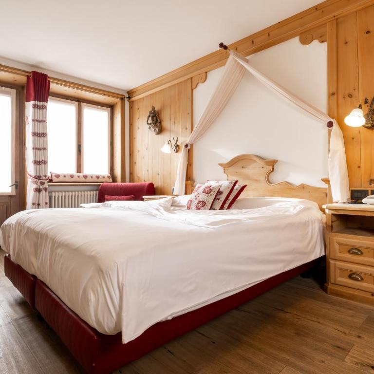 Camana Veglia - Superior Triple Room with Balcony - 1