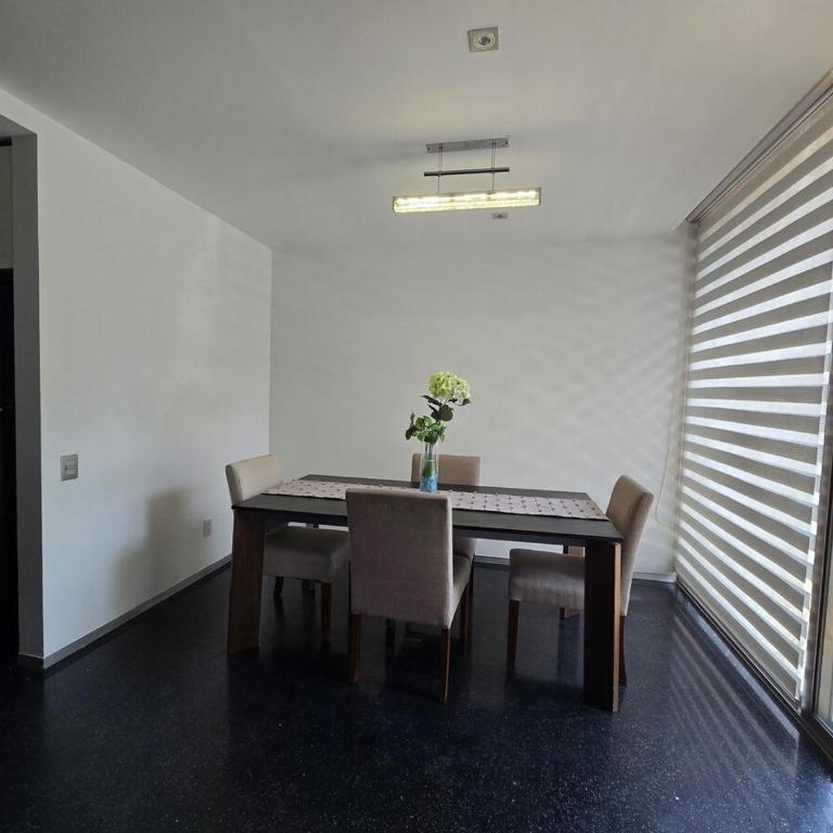 Luxurious, modern, and centrally located Minimalist house - Casa de 4 dormitorios - 6