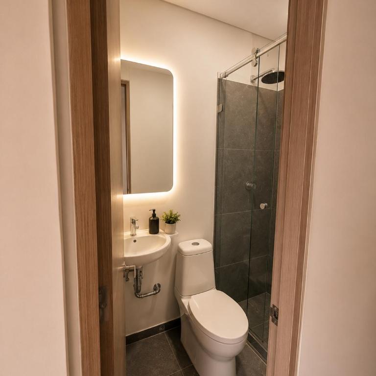 Apto Moderno de Lujo con Balcón Amplio y Vista Urbana - Apartamento de 2 dormitorios - 3