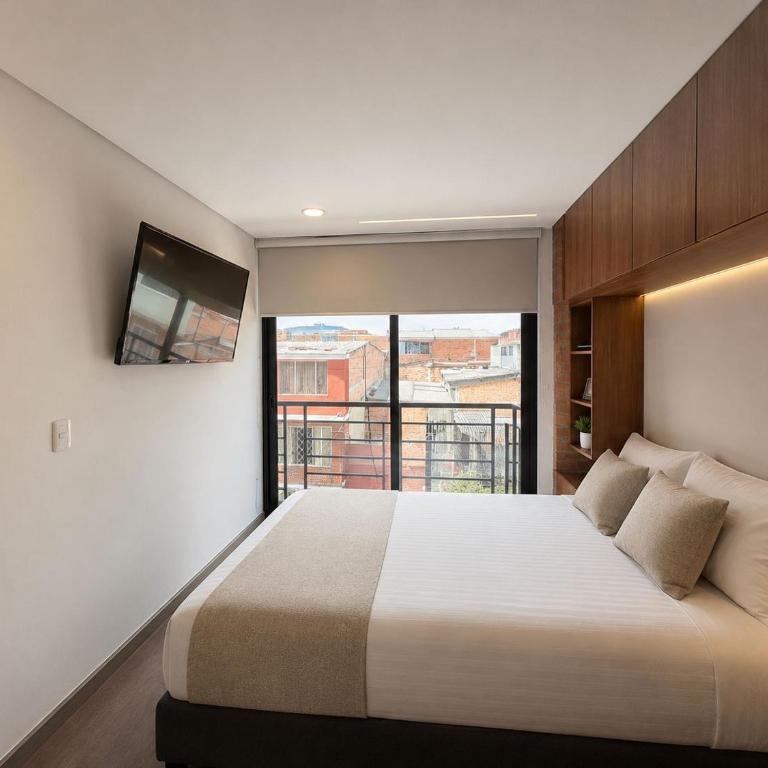 Apto Moderno de Lujo con Balcón Amplio y Vista Urbana - Apartamento de 2 dormitorios - 2