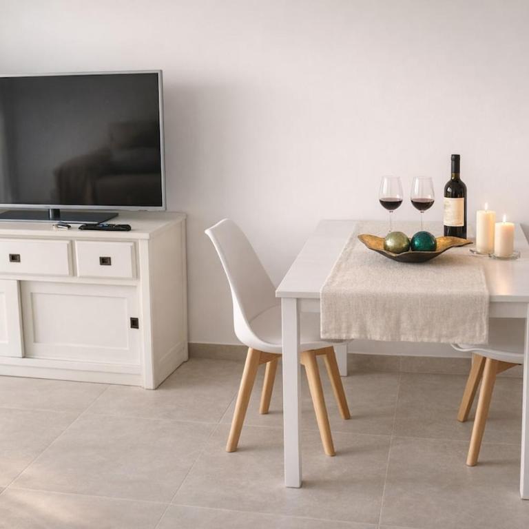 Casa Munay Tarifa con terraza, piscina y parking free - One-Bedroom Apartment with Terrace - 7