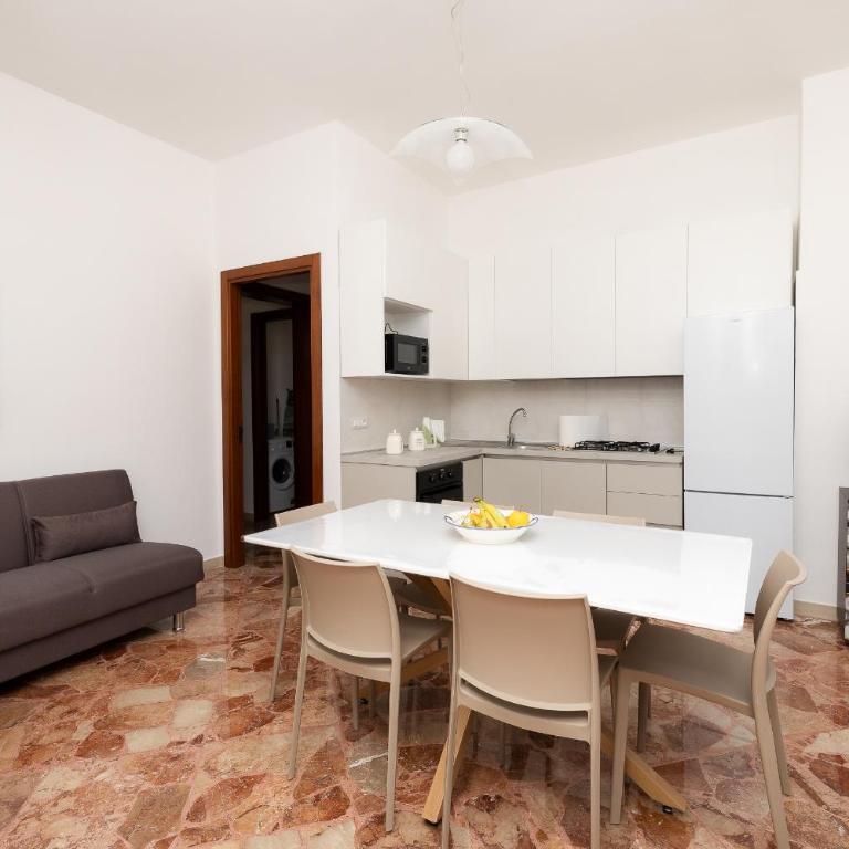 Suite Mediterranea con Idromassaggio Privato e Dehors a 100mt dal Mare - Appartamento con 2 Camere da Letto e Vista Piscina - 8