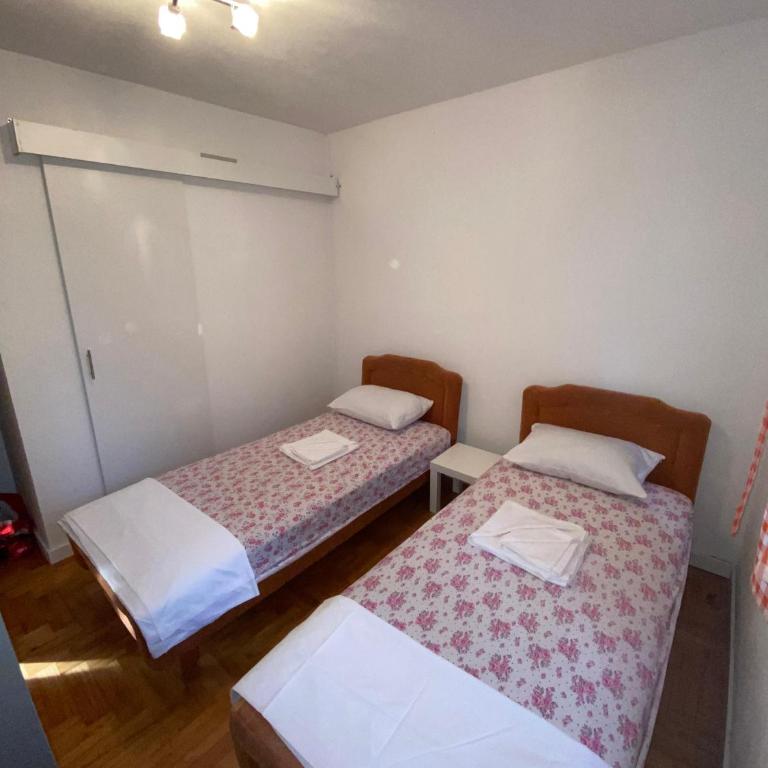 Apartman Bar - Two-Bedroom Apartment - 12