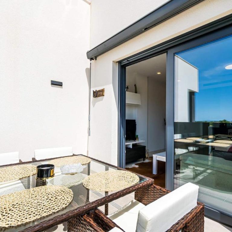 Amanecer 6 - Two-Bedroom Apartment - 13