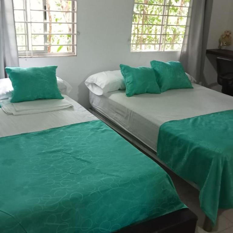 Villa Las Colonias - Four-Bedroom House - 13