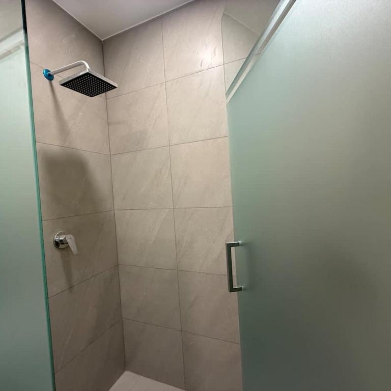 Depto premium Valle Poniente UDEM Consulado 5px - Apartment - 84