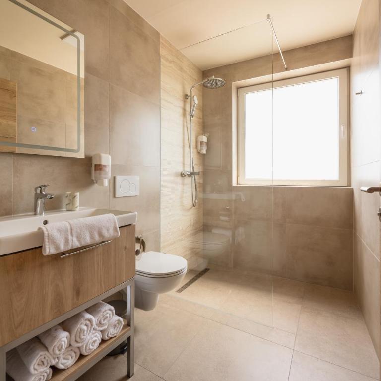 CASA PLUS - Rooms & Apartments - Chambre Familiale Supérieure - 11