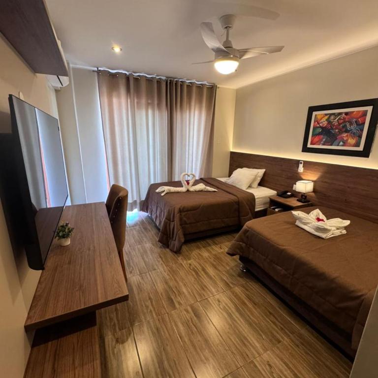 Hotel La Colina - Habitación Doble - 2 camas dobles - 3