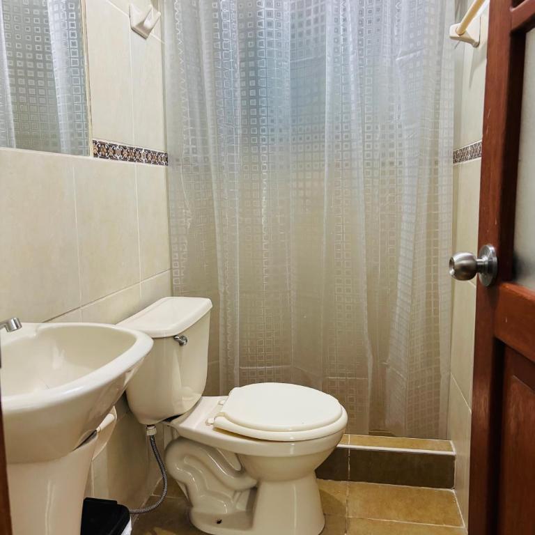 Maga House Cusco - Habitación Doble con baño privado - 1