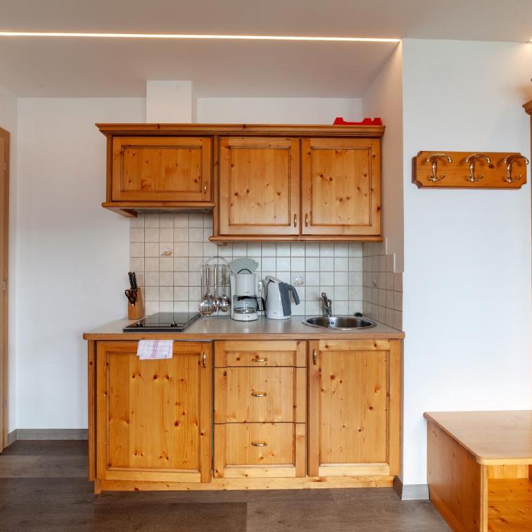 Hotel Kronhof - Appartamento con 2 Camere da Letto e Balcone - 8