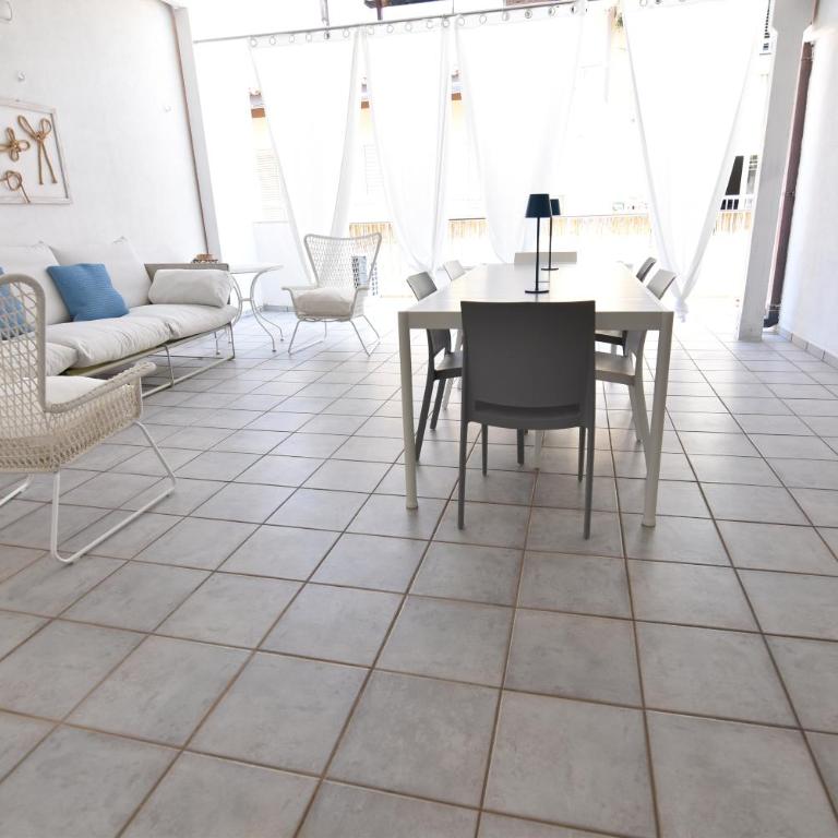 Marina Central Beach House - Appartamento con 2 Camere da Letto - 3
