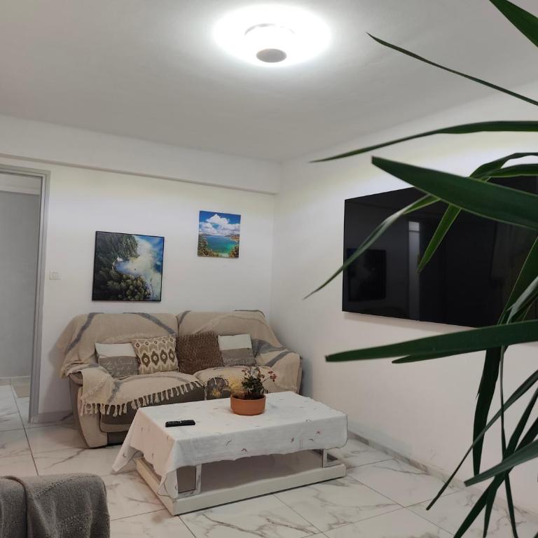 Azure Riviera Escape Nice Airport - Appartement 3 Chambres avec Balcon - 7