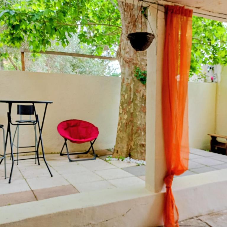 Appartement entier avec jardin - Appartement 1 Chambre - 2