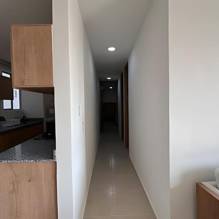 Edificio Bello Horizonte Plaza by Colproperty Management - Three-Bedroom Apartment with Balcony - 6