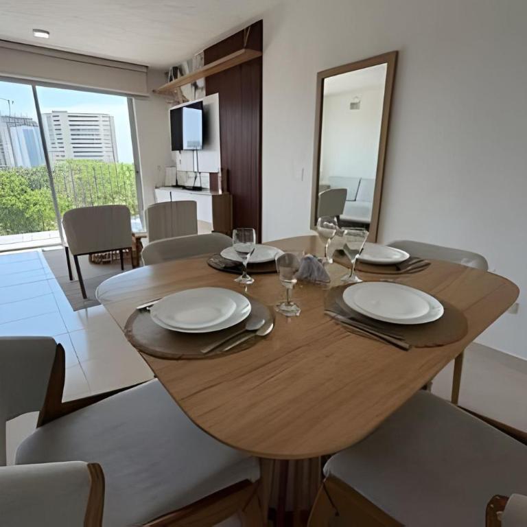 Edificio Bello Horizonte Plaza by Colproperty Management - Three-Bedroom Apartment with Balcony - 30