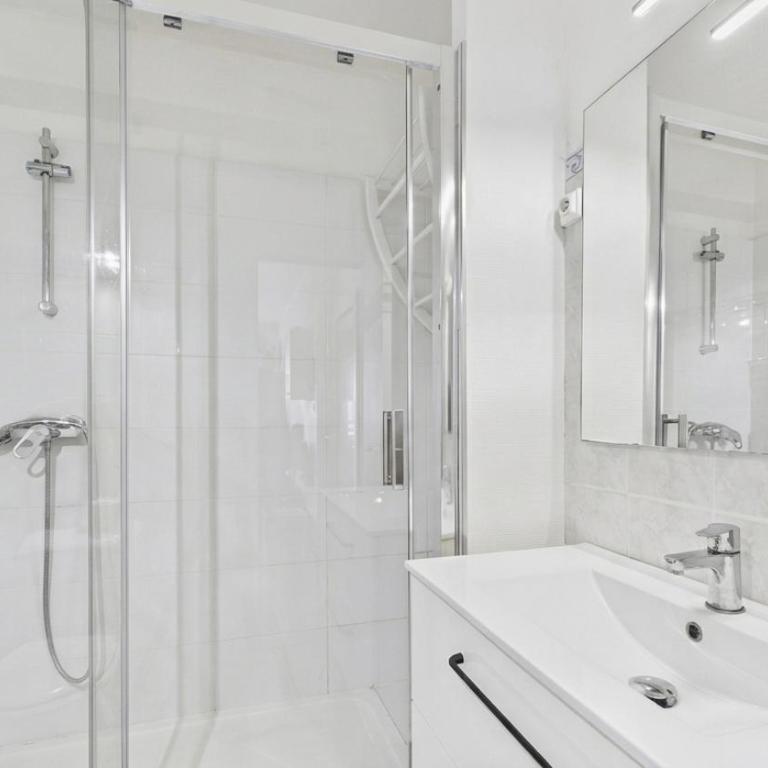 Appartement chaleureux - One-Bedroom Apartment - 17