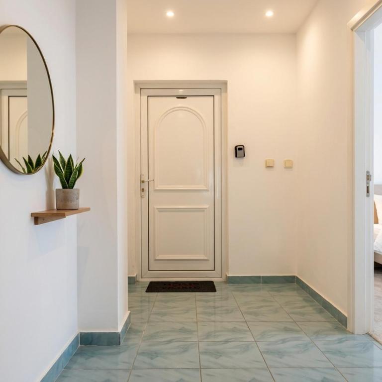 Дом R-TOURS - Apartman sa 1 Spavaćom Sobom - 2