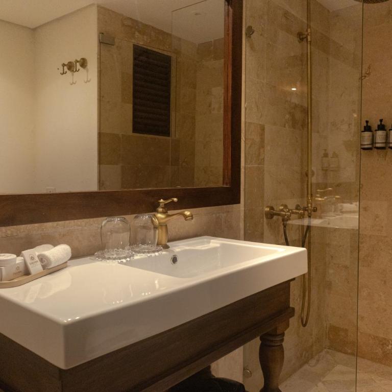 Hotel Casa Bianca by Faranda Boutique - 1 King Bed, Junior Suite - 7