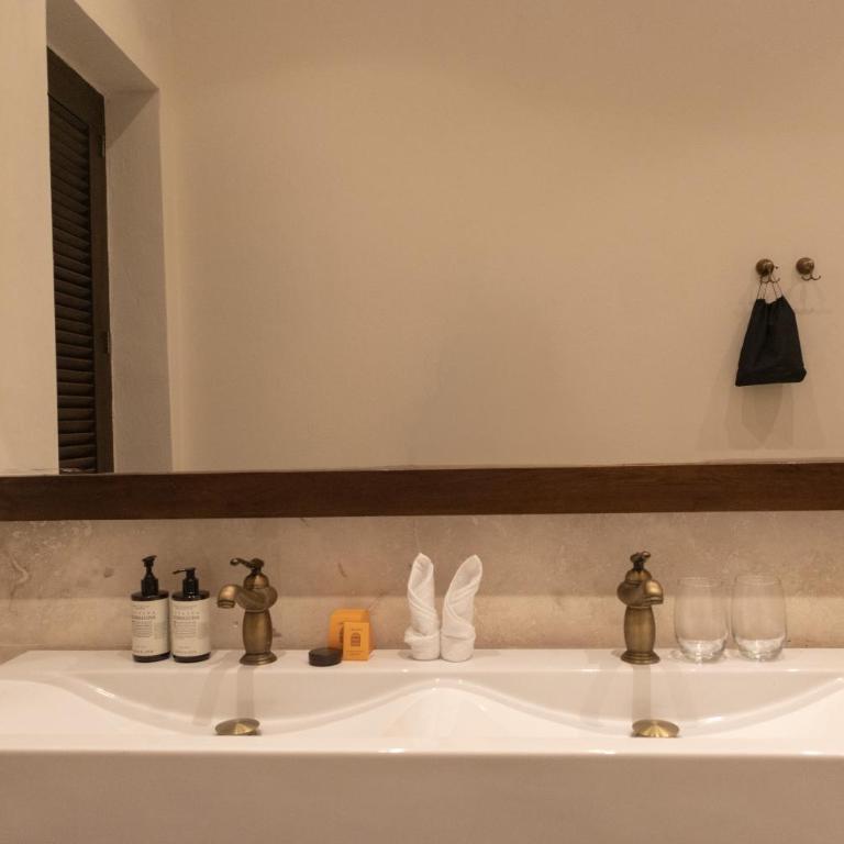 Hotel Casa Bianca by Faranda Boutique - 2 Queen Beds, 1 Bedroom Suite With Balcony - 9