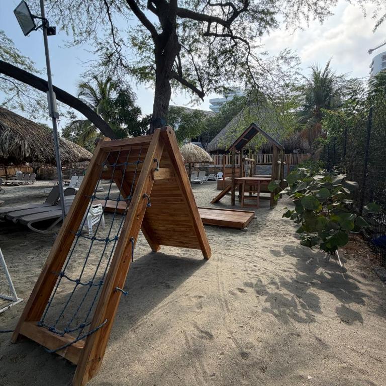 Lujoso Apto en Pozos Colorados Samaria club de playa - Apartamento de 2 dormitorios con balcón - 74