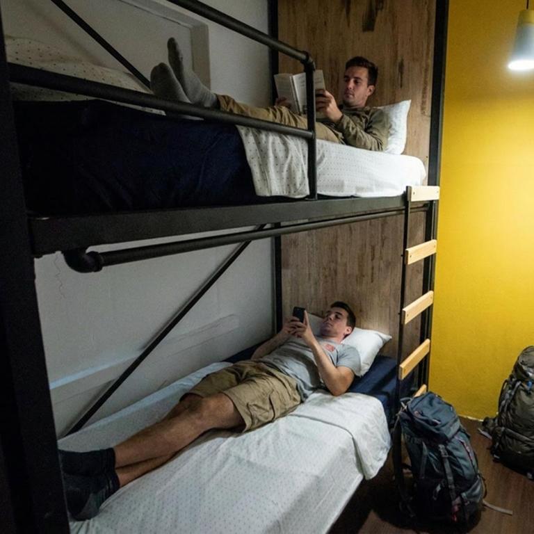 Wanderlust District - Small Twin Room - 1