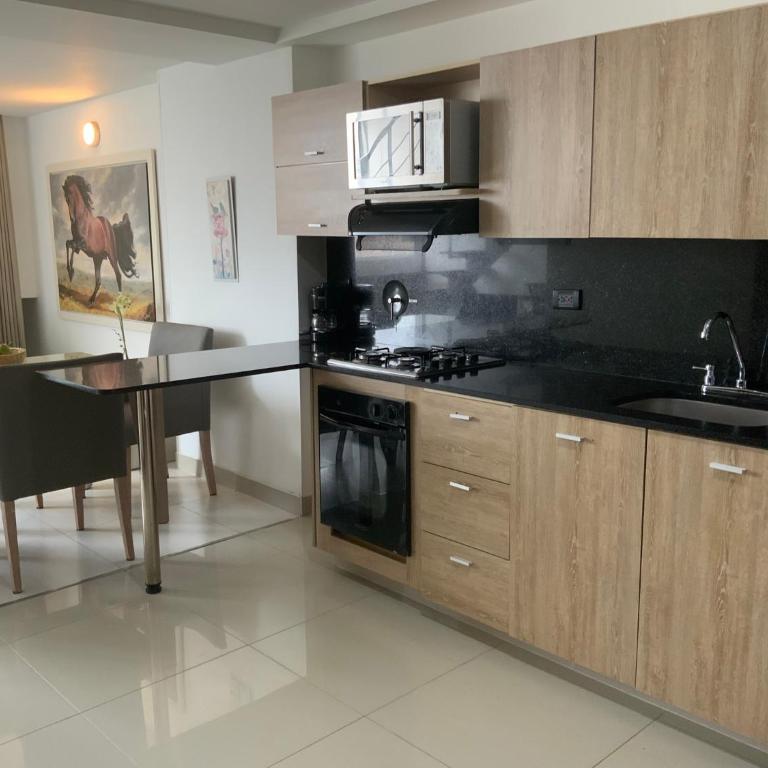 Amoblados Medellin Poblado - Apartamento Deluxe de 2 dormitorios - 15