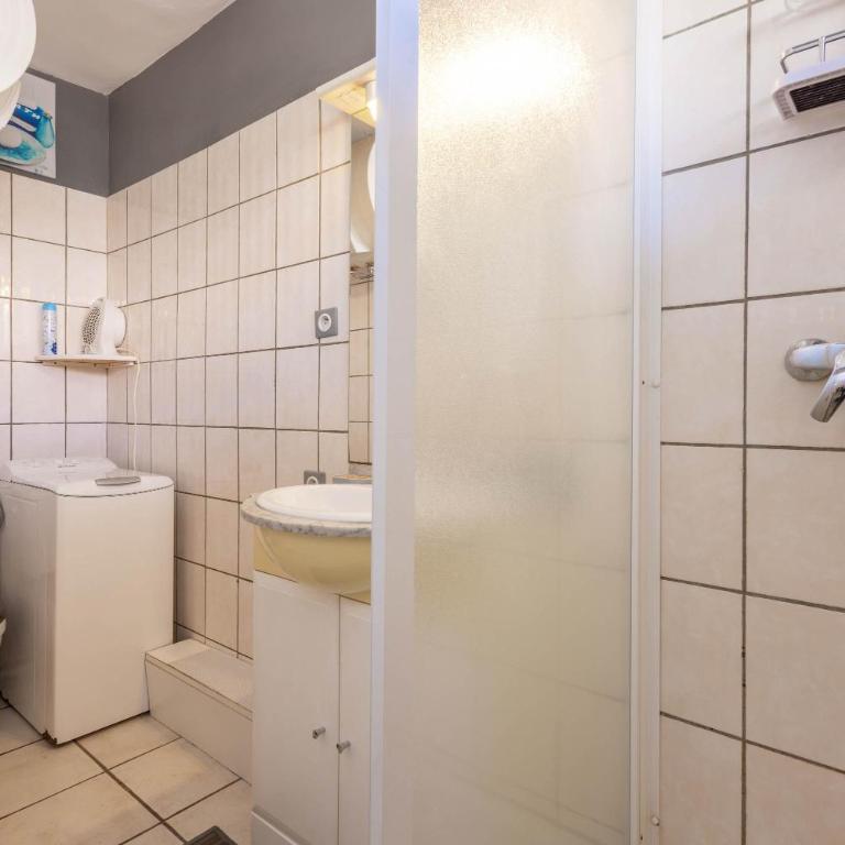 Agreable studio-cabine vue mer 4 personnes à 20 m de la plage - Studio - 16
