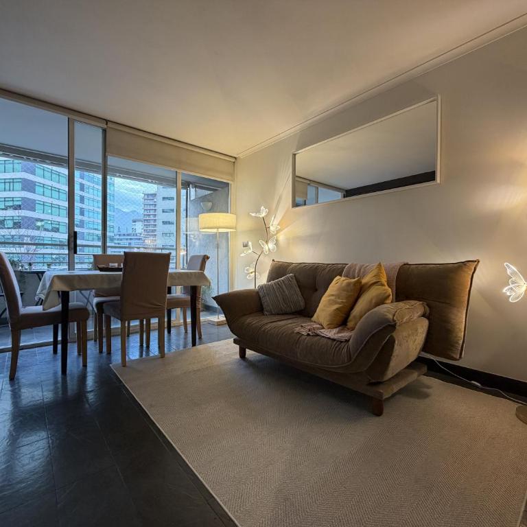Mall Parq Arauco Tranquilo y Familiar Las Condes - One-Bedroom Apartment - 1