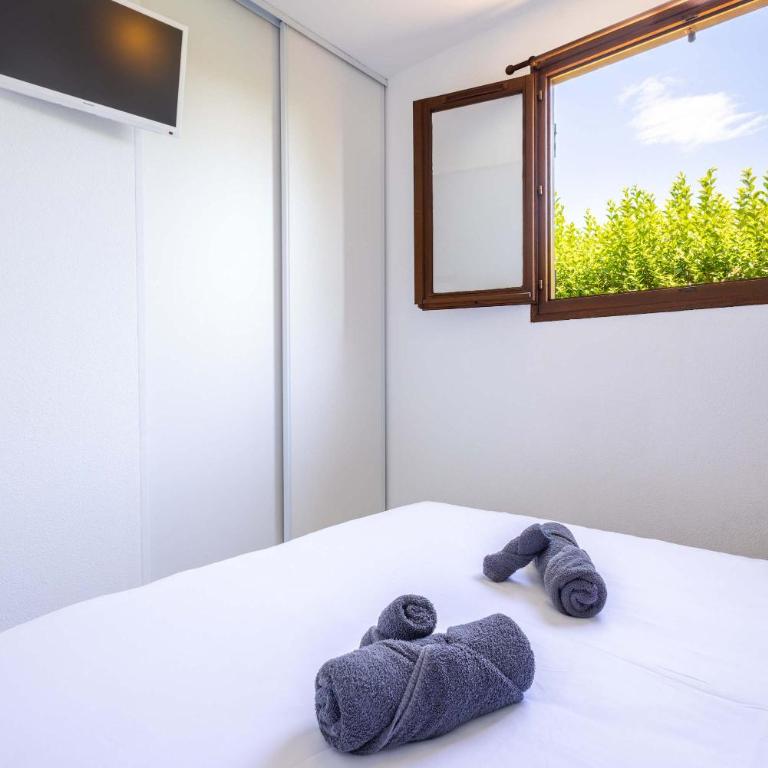 Pavillon indépendant pour 6 personnes dans une résidence sécurisée avec piscine - Ferienhaus - 7
